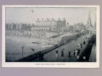 Suffolk - Lowestoft, Beach, Royal Hotel