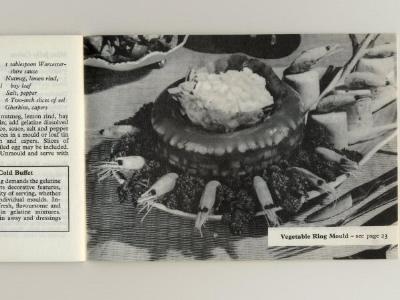 Davis Gelatine Recipe Book -  select me for a larger image