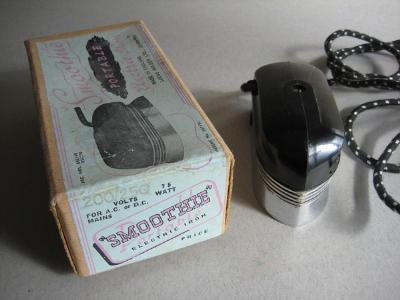 Smoothie Portable Electric Iron -  select me for a larger image