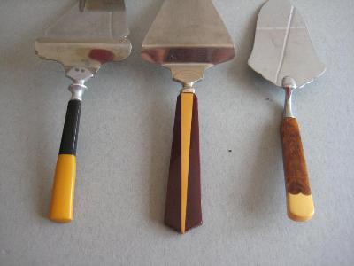 Cake servers, phenolic handles -  select me for a larger image