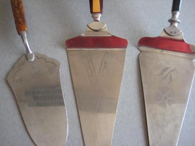 Cake servers, phenolic handles -  select me for a larger image
