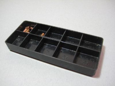 Dentaurum bakelite box -  select me for a larger image