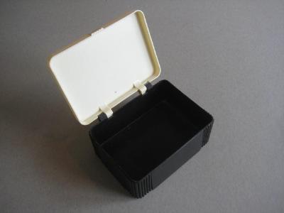 Cigarette boxes, pictorial lids -  select me for a larger image